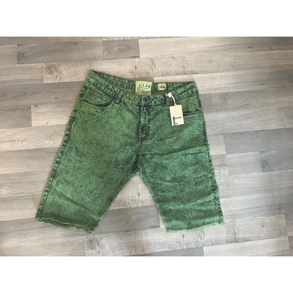 NEW LAB jean shorts Mens SZ 42